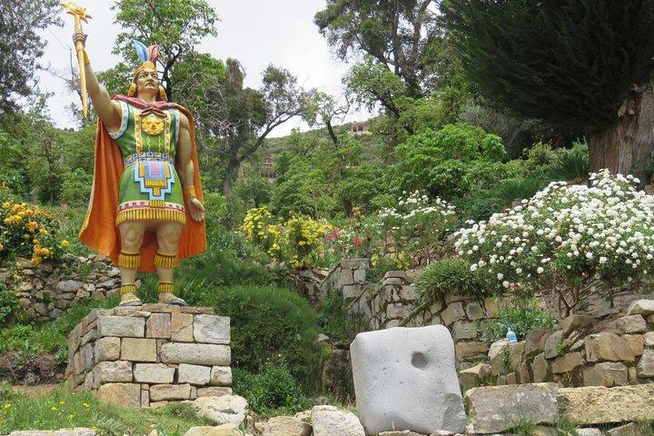 Private Full-Day Tour to Titicaca Lake and Copacabana Village from La Paz