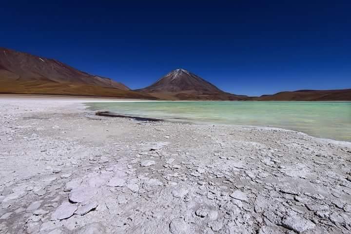 4-Day 3-Night Salar de Uyuni by Air from La Paz.