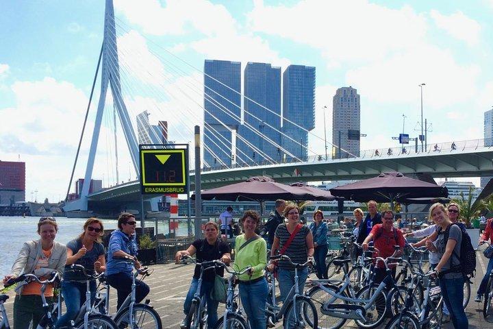 Rotterdam Highlights Bike Tour