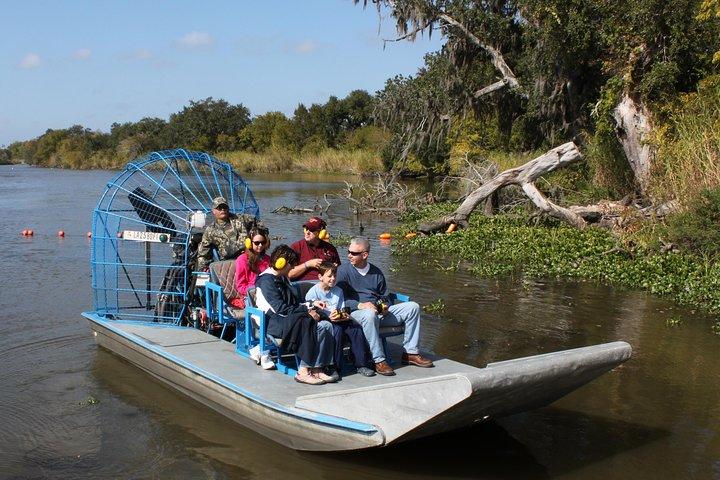 Small-Group Bayou Airboat Ride with Transport from New Orleans