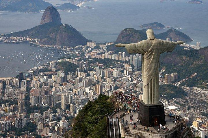 Private Tour to Christ the Redeemer