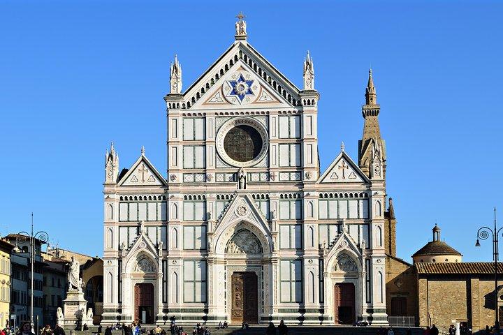 Private Guided Tour of Florence Basilicas and Their Cloisters