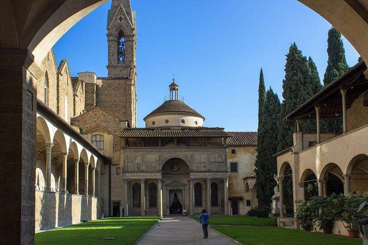 Private Guided Visit Florence's Santa Croce Basilica and Ancient Leather School