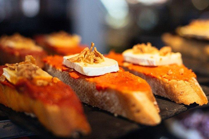 Madrid Private Food Walking Tour with 6 or 10 Tastings