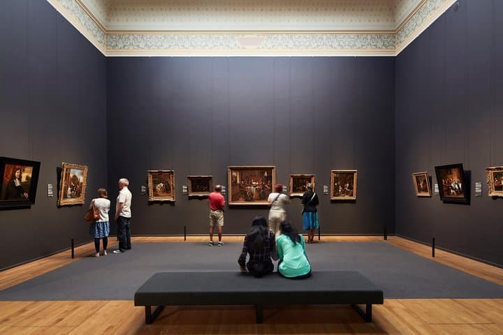 Rijksmuseum Amsterdam Ticket and Canal Cruise with Audio Guide