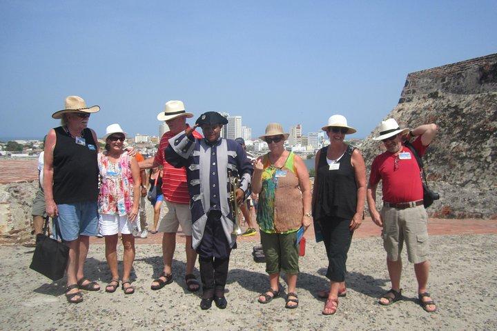 Private Cartagena city and street food tour.