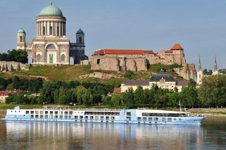 Budapest Danube Bend Private Tour Lunch and Cruise