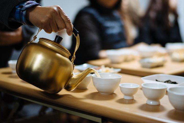 Sip Heritag Drinks with Korean Brew Master in Bukchon