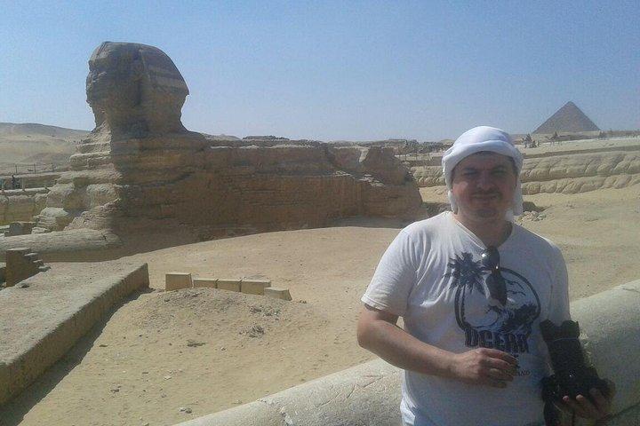 4-Hours Giza pyramids and sphinx private tour with hotel pickup and drop off