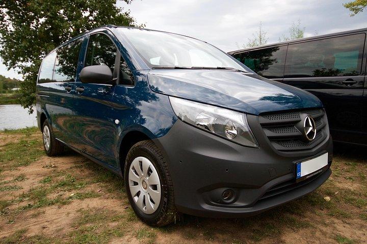 Private Transfer from Vienna to Prague