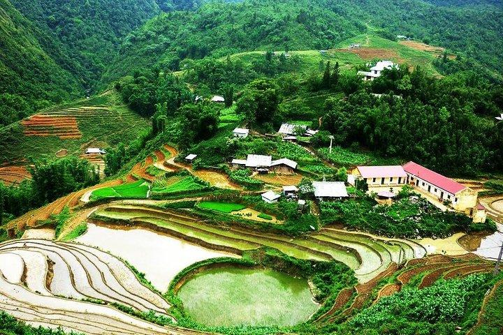 Sapa Trek Tours -2D1N Stay At 3*** -TRANSFER BY SLEEPING BUS