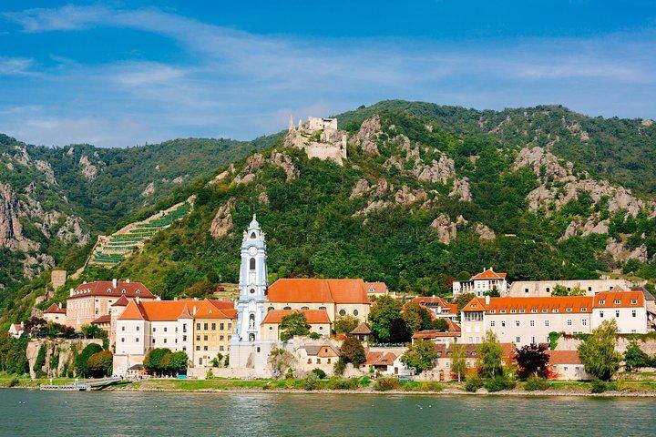 Danube Valley and Melk Abbey Guided Day Trip from Vienna
