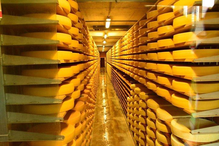 Geneva to Gruyère Private Day Trip. Cheese & Chocolate Tour