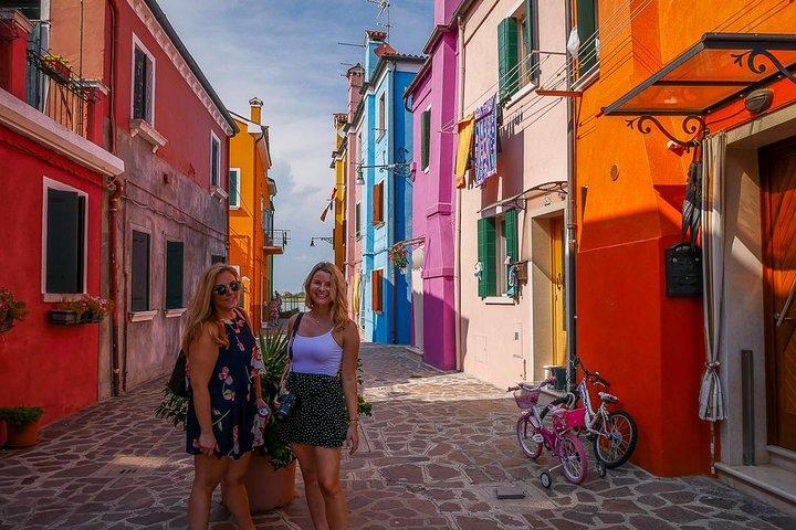 Murano & Burano Islands Guided Small-Group Tour by Private Boat