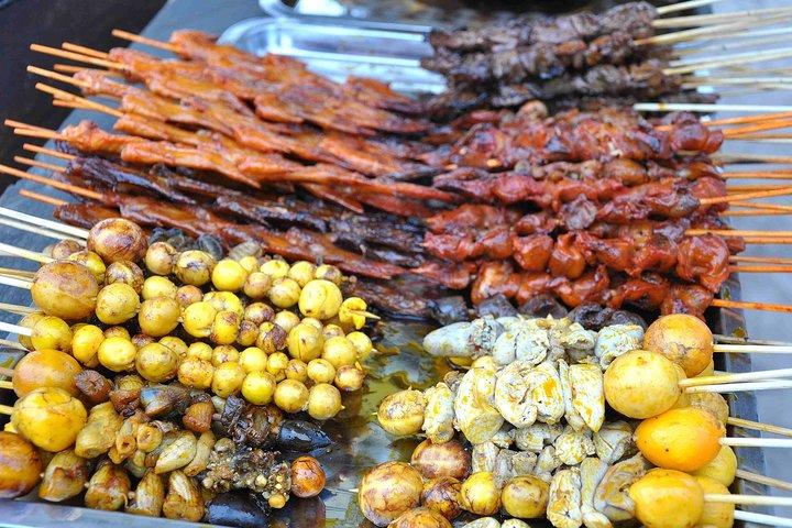 Siem Reap Evening Street foods Tours by Tuk Tuk