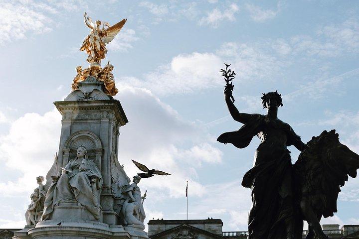 The Changing of the Guard - Exclusive Guided Walking Tour