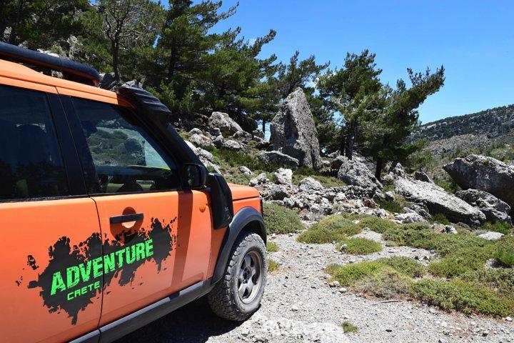 VIP Luxury Private Tour - Full Day - 4x4 Excursion with LandRover