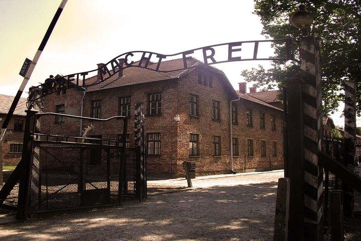 Auschwitz - Birkenau Best Value Shared Tour from Krakow with Tickets