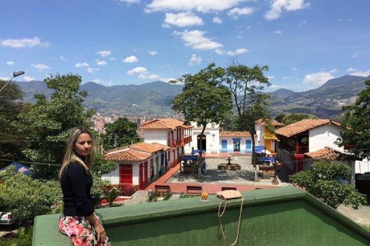 Private half day Medellin tour: meet Fernando Botero´s 23 statues