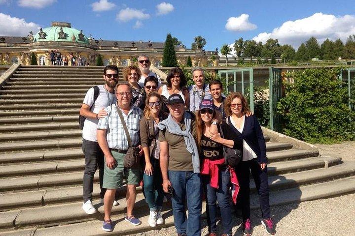Guided Spanish Tour of Potsdam Discover its Beauty
