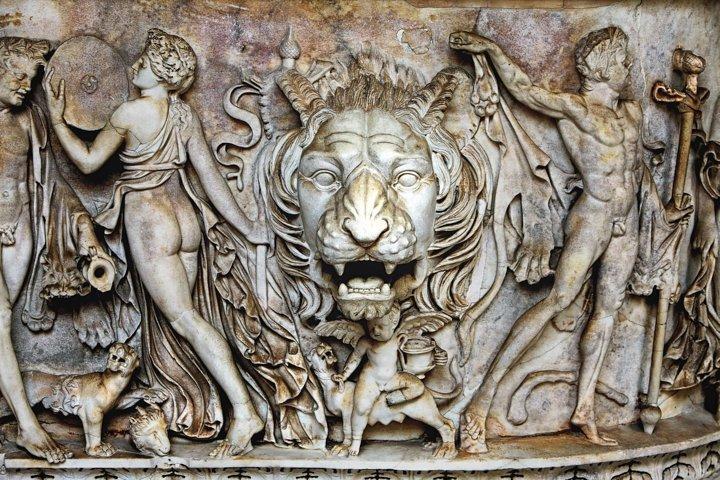 Skip the Line Vatican Guided Tour with Sistine Chapel and St. Peter's Basilica