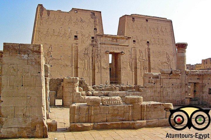 All inclusive tour Grand Museum, Pyramids, Inside