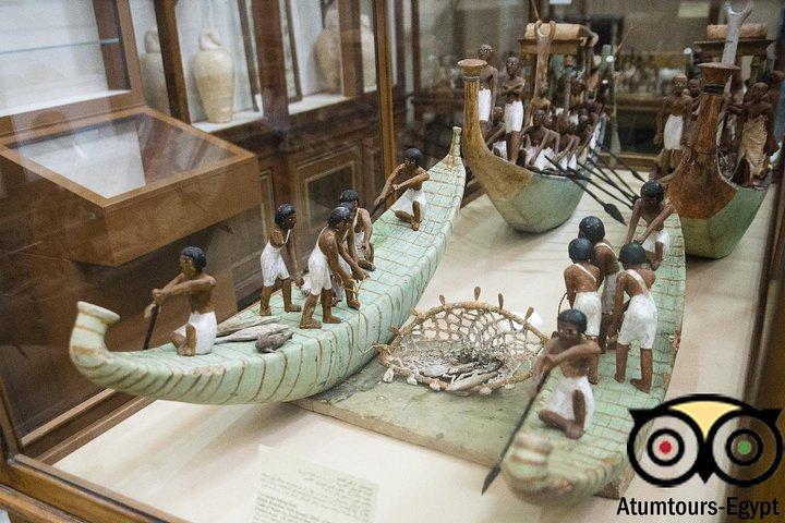 VIP Private Tour Giza Pyramids ,Grand Museum ( guide and car)