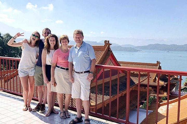 Sun Moon Lake 1-Day Leisure Tour from Taipei