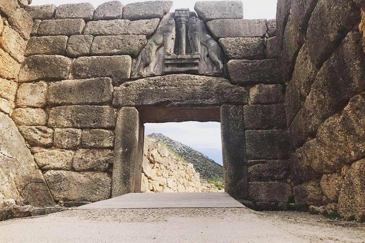 3 Days PrivateTour:Sparta - Mystra - Monemvasia - Mycenae - Epidaurus & Corinth