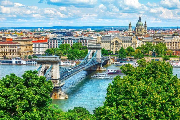 Budapest Private Tour from Vienna