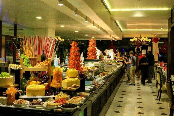 Colombo By Night With Dinner At Galle Face Hotel