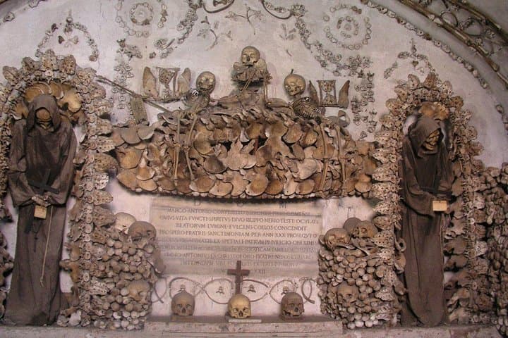 Capuchin Crypts Tour – Fast-Track, Guided or Audio