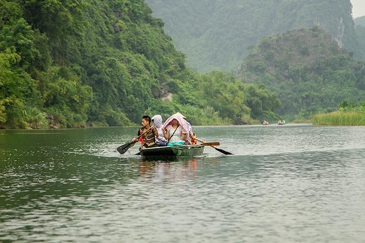 Hoa Lu And Trang An Grottoes Day Tour
