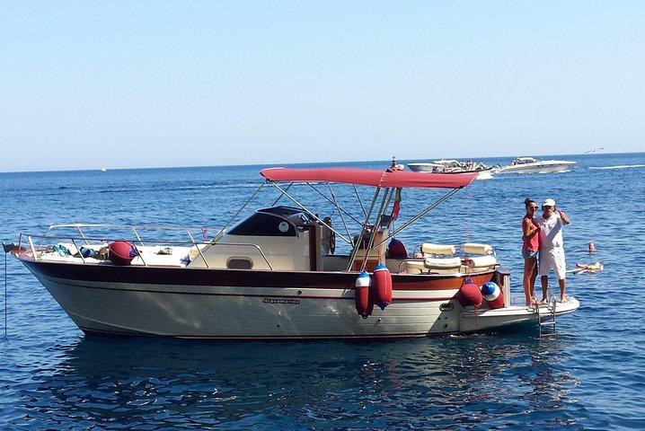 Amalfi Coast Boat Tour from Sorrento with Positano Visit