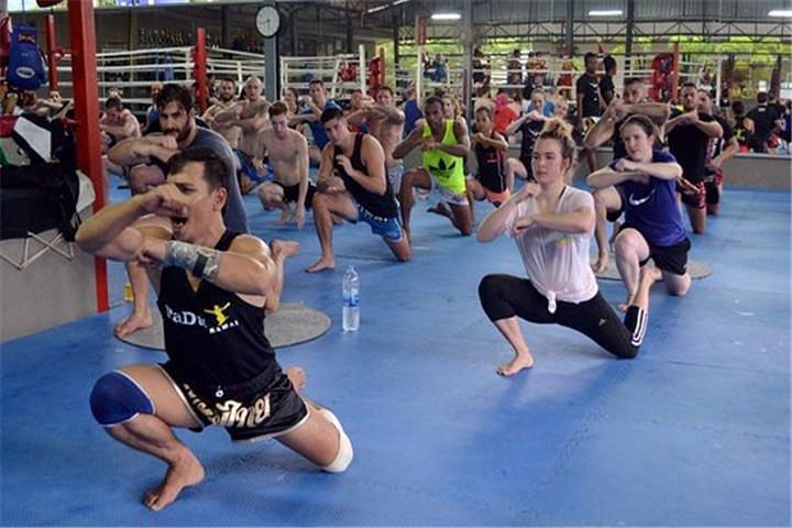 Muay Thai (Thai boxing) Lesson With Private Transfer From Bangkok