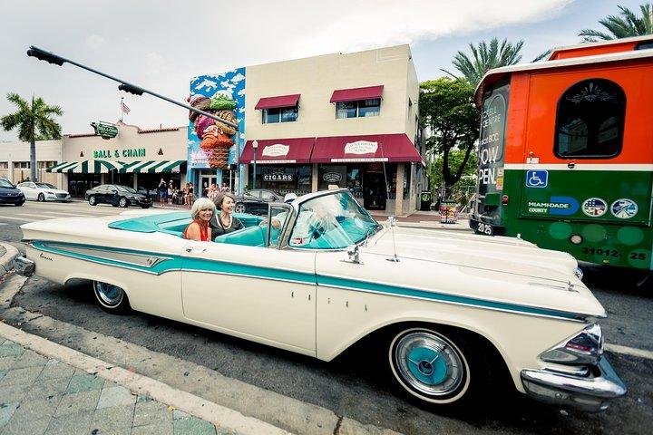 1h Classic Car Tour Miami Beach, Late Afternoon or Night Time.