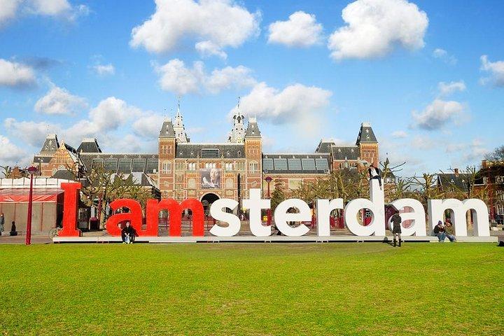 Private Tour in Amsterdam, luxury Canal Cruise and Rijksmuseum