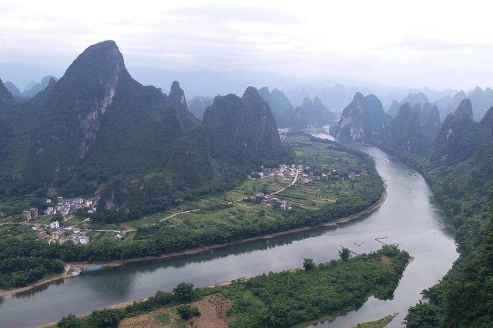 Private Yulong River, Xianggong Mountain and Countryside Bike Tour