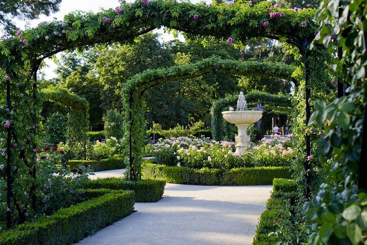 Retiro Park bike tour- Get transported to the XVI century