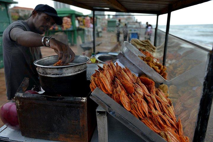 Colombo Night Food Experience Tour