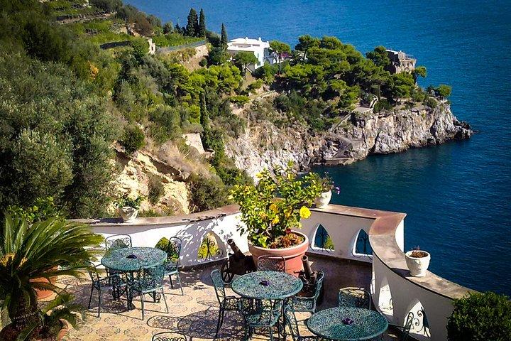 Exclusive Amalfi Coast with English-Speaking Driver
