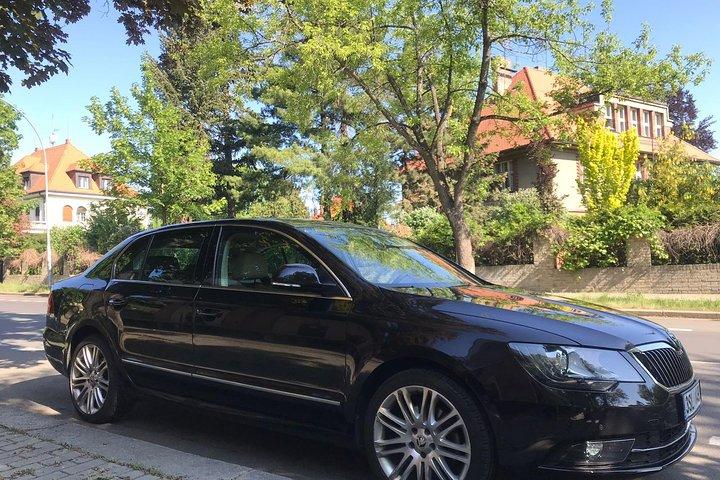 Private Day Trip from Prague to Vienna for up to 4 people
