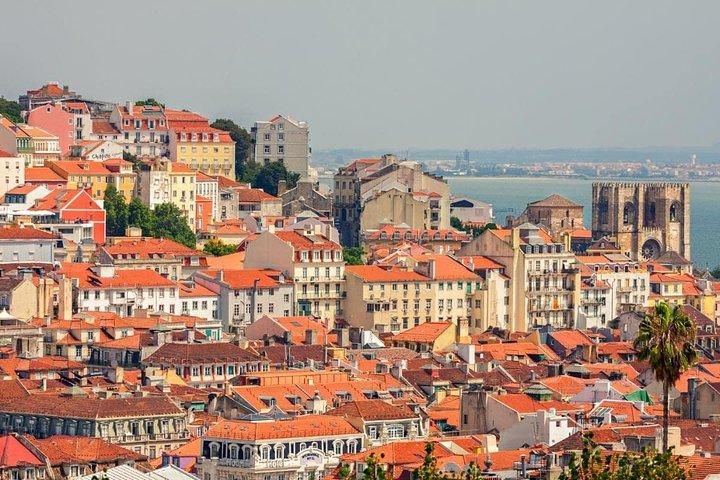 Lisbon Shore Excursion: Private Day Trip to Lisbon and Sintra