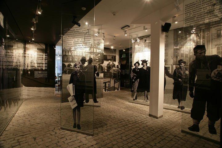 Schindler's Factory Guided Tour in Krakow & skip the line ticket
