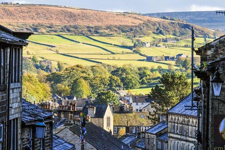 Bronte Country and Yorkshire Dales Private Day Trip from York