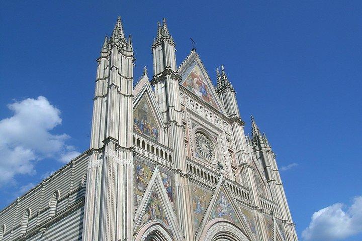 Orvieto Walking Tour including Duomo tickets