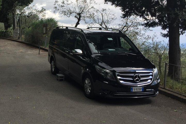 Private transfer from Florence city or airport to Umbria Assisi-Perugia area