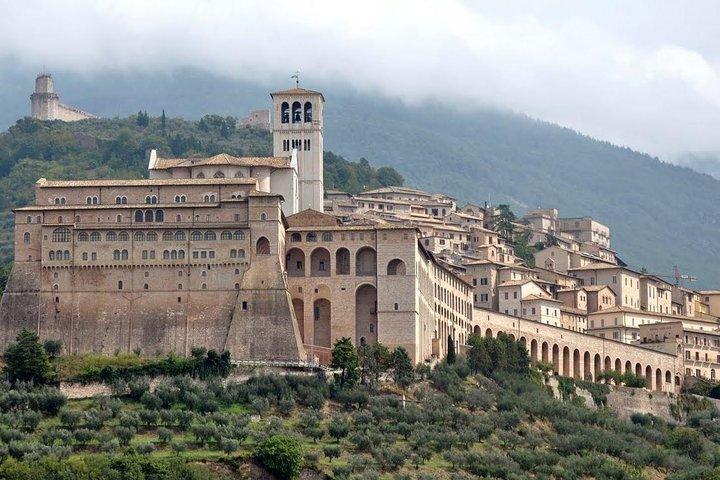 Small Group Tour of Assisi and St. Francis Basilica