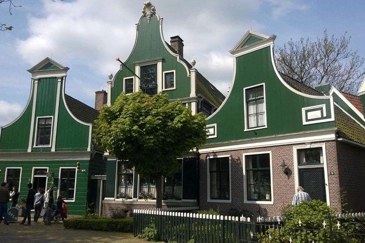 Zaanse Schans 3-Hour Private Tour from central Amsterdam, Airport or Port