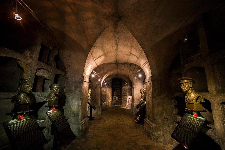 Small-Group World War 2 & Operation Anthropoid Tour in Prague
